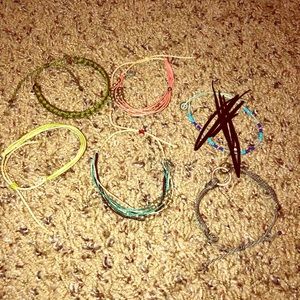 5 Pura Vida Bracelets